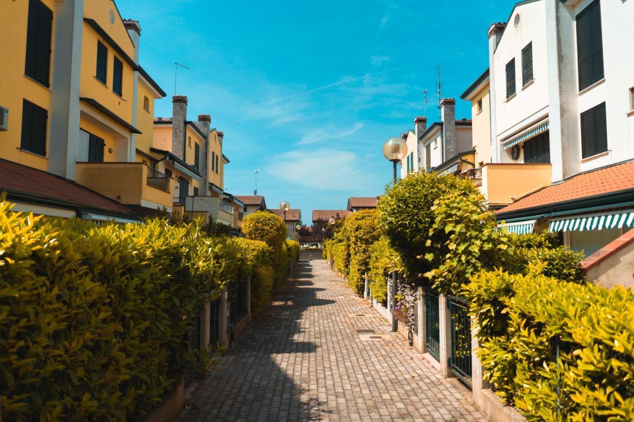 Villetta A Schiera Orchidea Эраклея-Маре Экстерьер фото